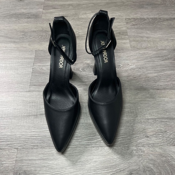 Jenn Ardor Pointed Toe Platform Block High Heels with Ankle Strap, Black - 6.5 - Picture 5 of 13